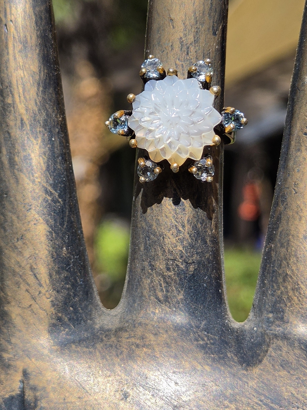Floral Carved Abalone & Topaz Sterling Gold & Rhodium Ring Sz7
